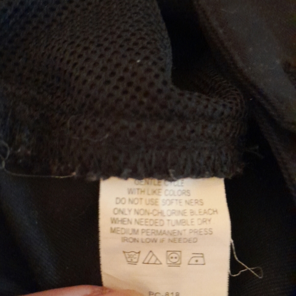 Men’s IZOD Navy Blue Golf Shorts - Picture 4 of 4